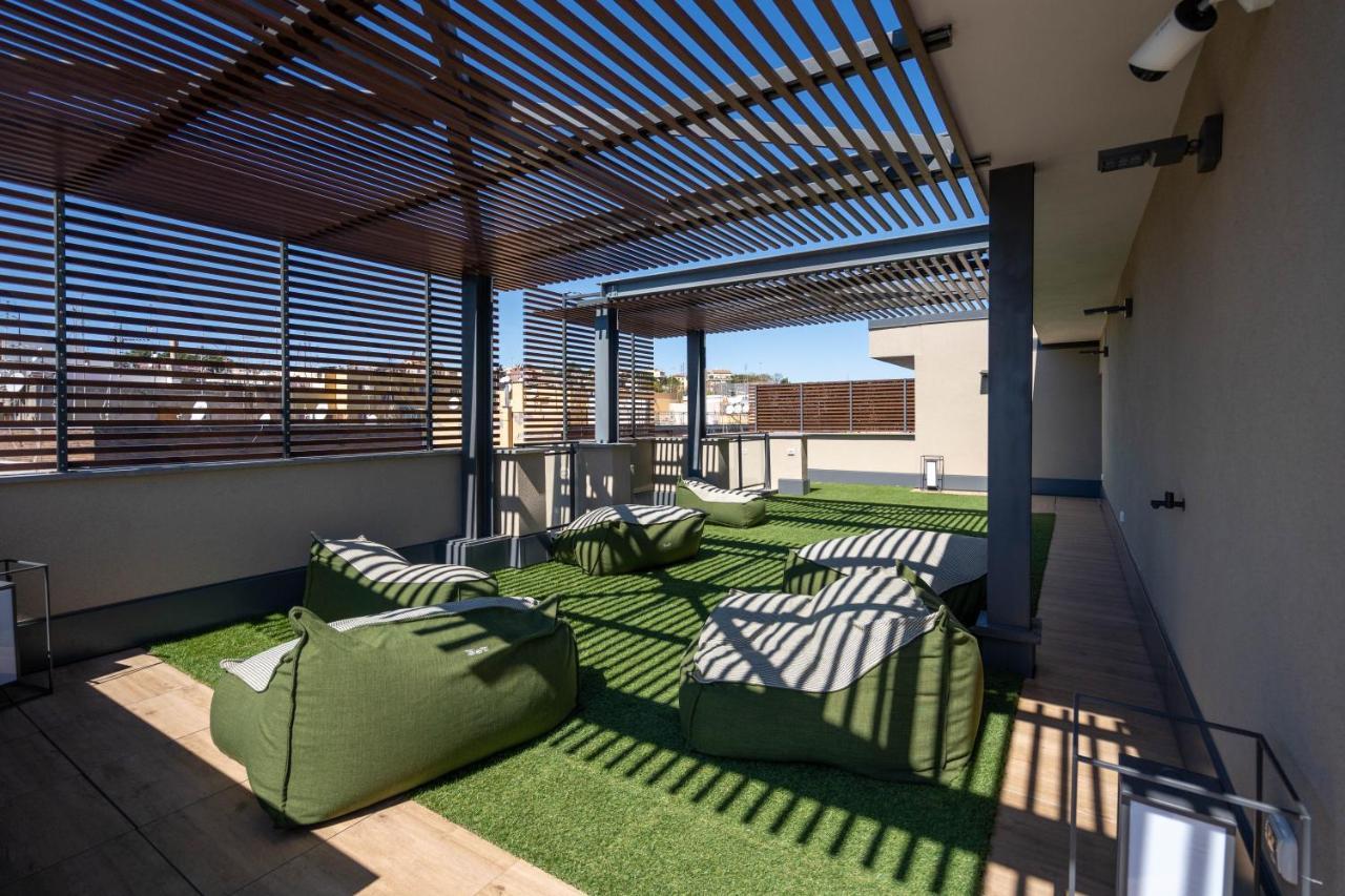 Aurealiving - Trastevere Suite With Rooftop & Gym, Your Place In Рим Екстер'єр фото