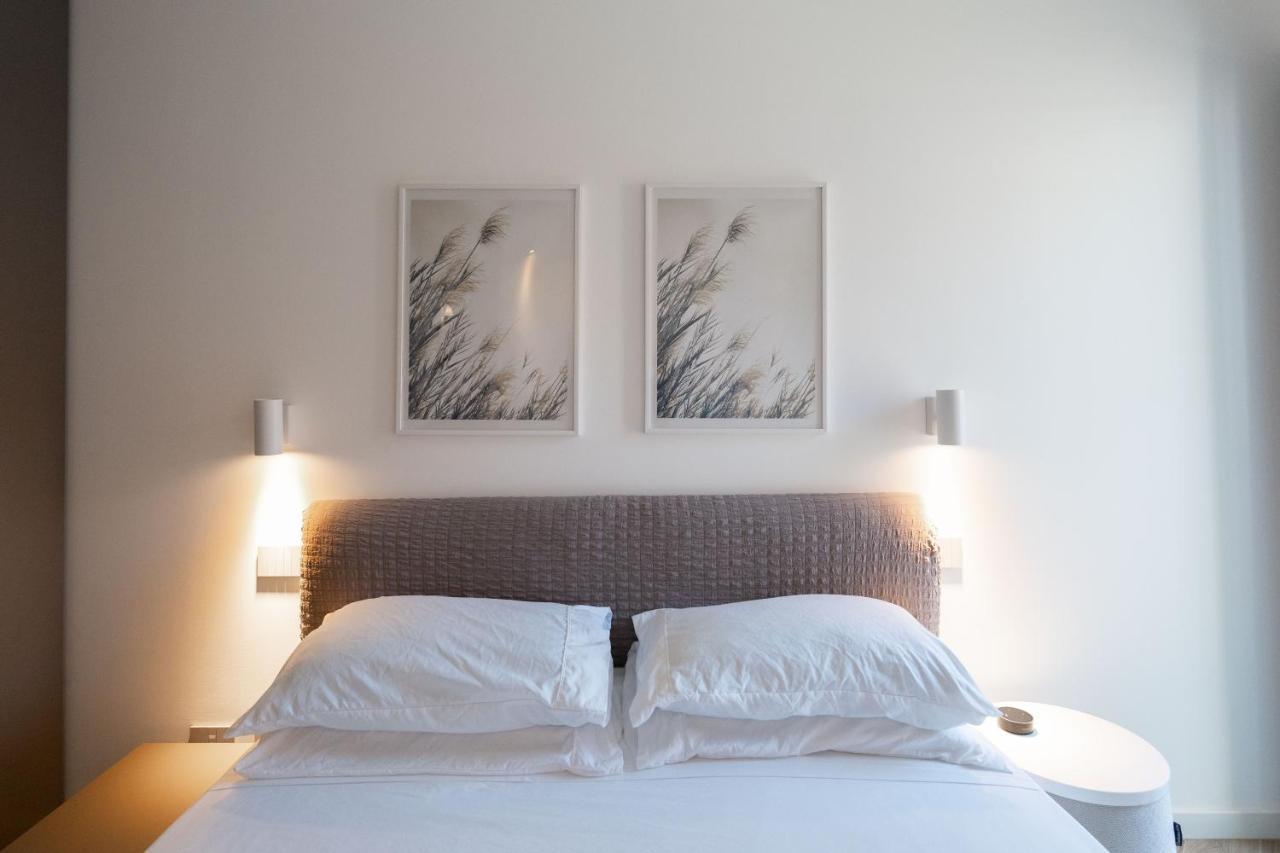 Aurealiving - Trastevere Suite With Rooftop & Gym, Your Place In Рим Екстер'єр фото