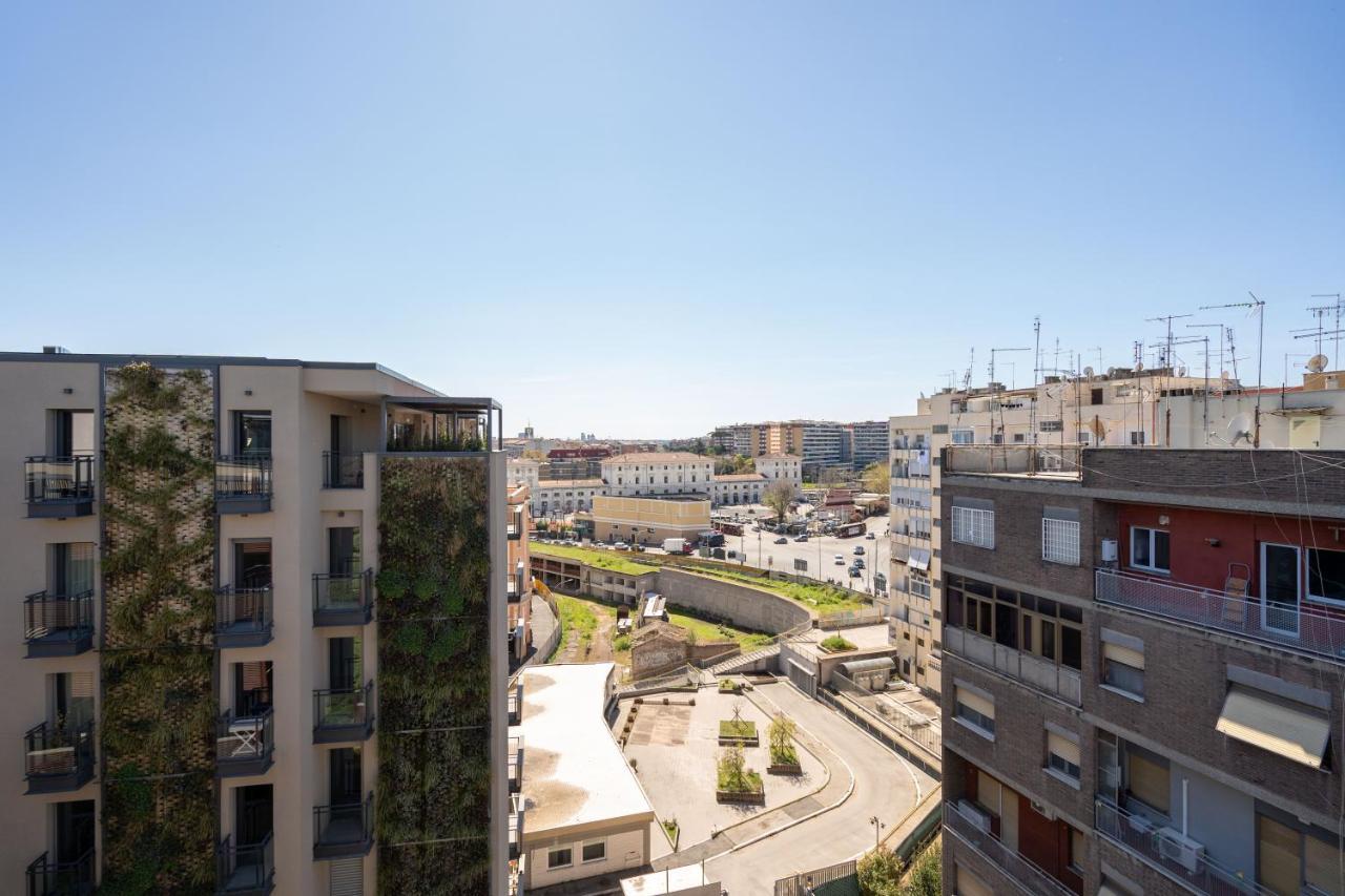 Aurealiving - Trastevere Suite With Rooftop & Gym, Your Place In Рим Екстер'єр фото